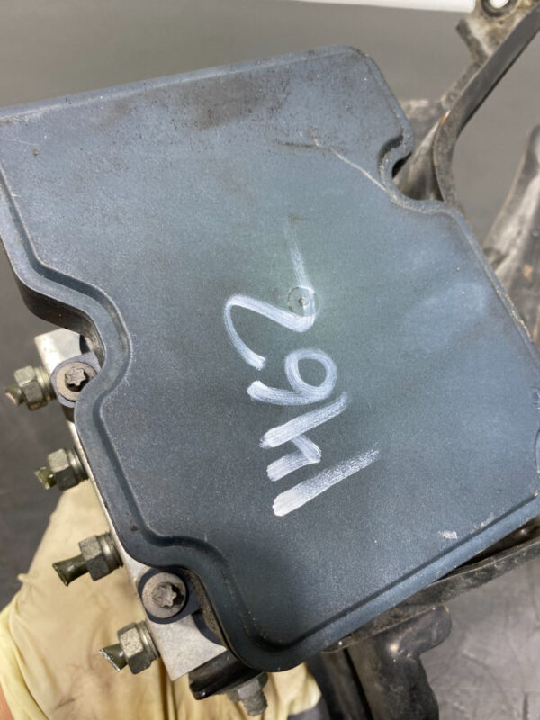 OEM ABS ANTI LOCK BRAKE MODULE UNIT (SUBARU BRZ) - Image 4