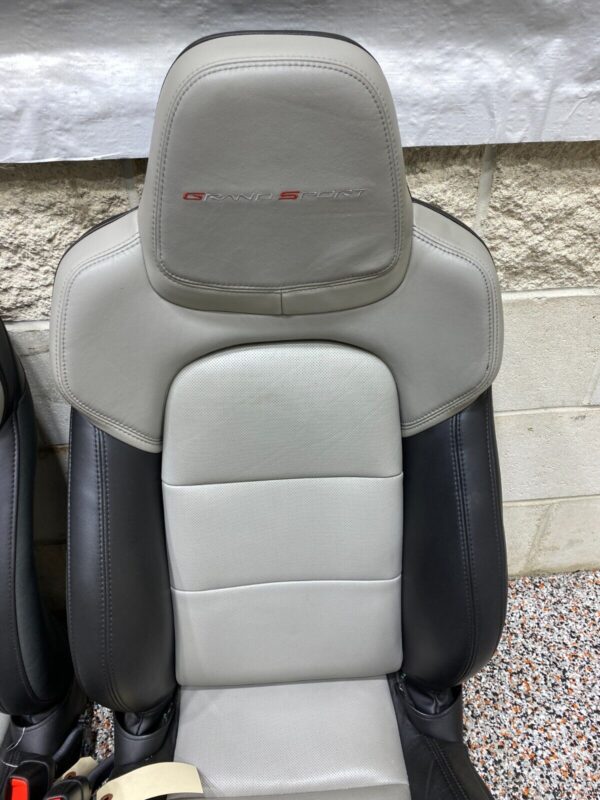 C6 GRANDSPORT OEM BLACK LEATHER FRONT SEATS - Image 3