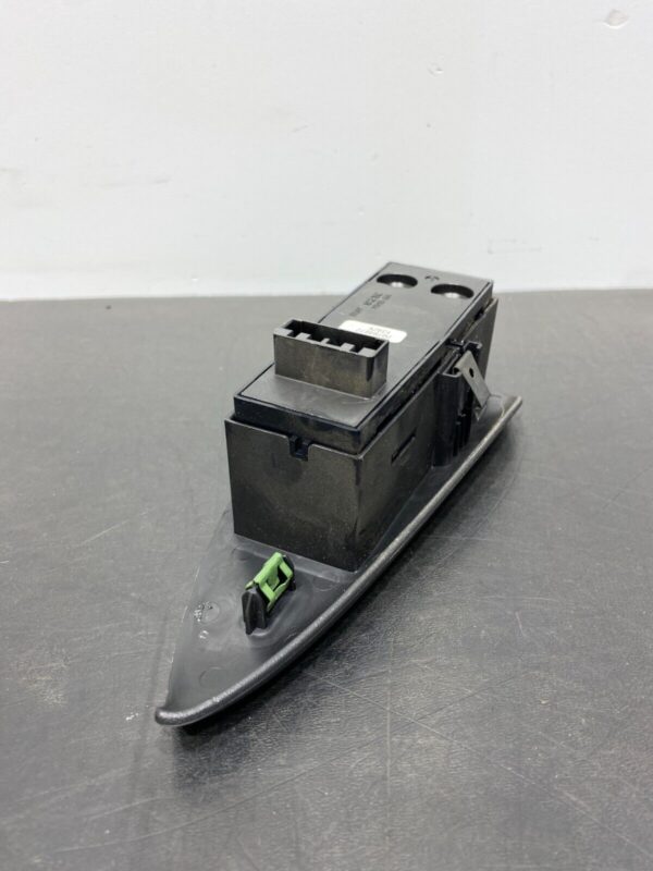 OEM DRIVER LH WINDOW SWITCH MIRROR BLACK (C6 GRANDSPORT) - Image 4
