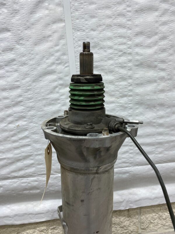 C6 OEM MANUAL 6 SPEED TORQUE TUBE DRIVESHAFT - Image 8