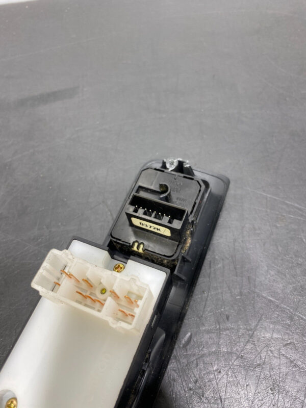 HONDA S2000 AP1 OEM DRIVER LH MASTER WINDOW SWITCH - Image 3
