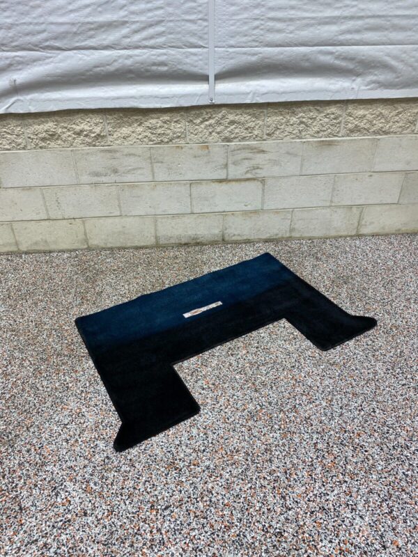C5 Z06 TRUNK CARPET MAT WITH Z06 EMBLEM 