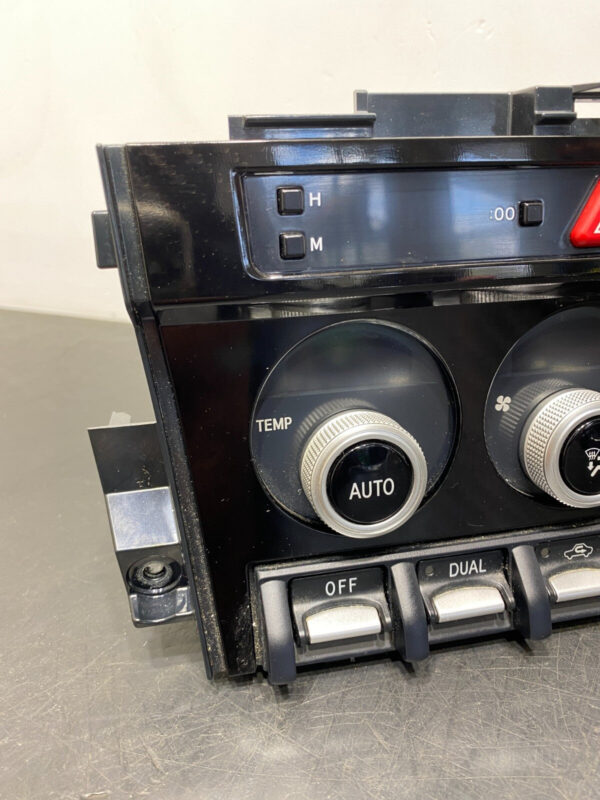 OEM CARBON LOOK CLIMATE CONTROL SWITCH PANEL SABURA - Image 9