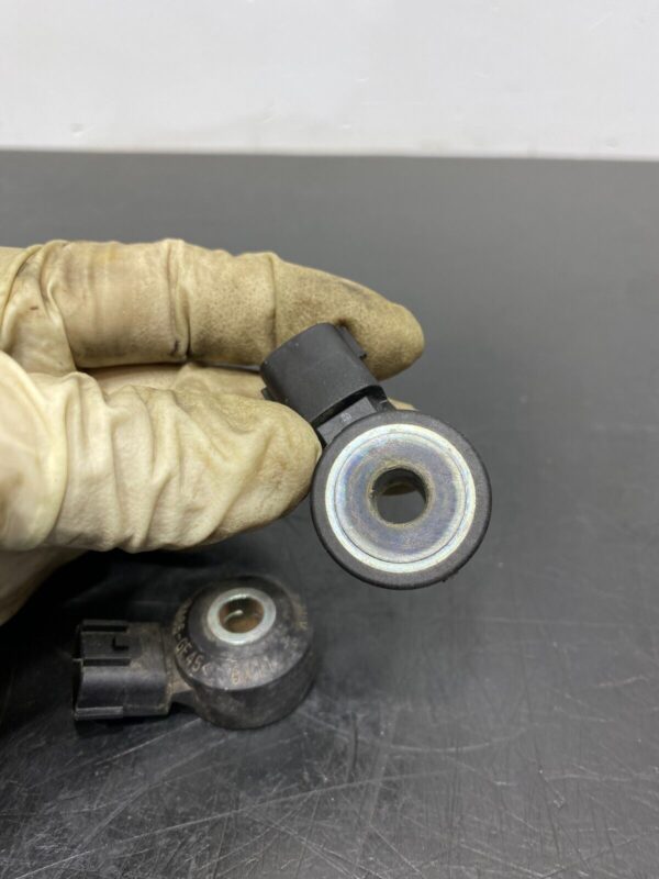 OEM KNOCK SENSOR PAIR USED(SUBARU BRZ) - Image 5