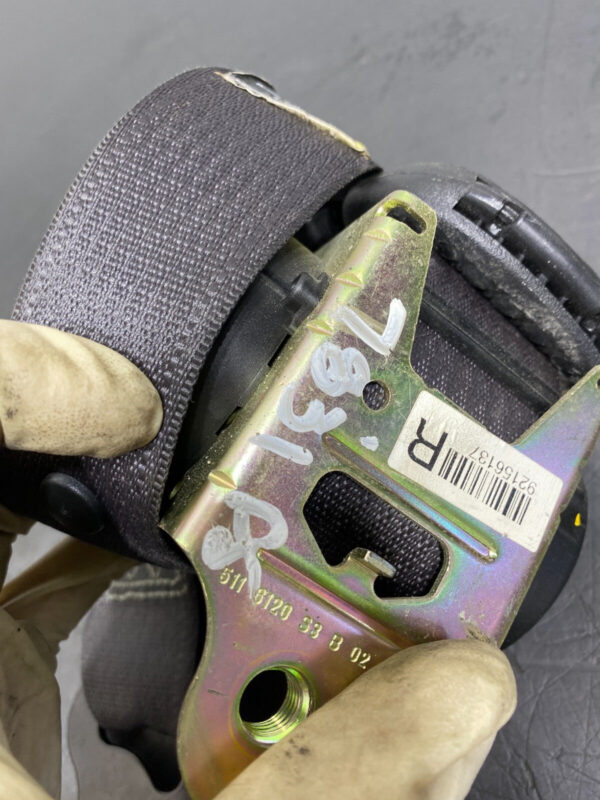 GTO OEM FRONT SEAT BELT PAIR DRIVER PASSENGER BELTS - Image 10