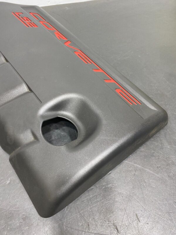C6 OEM PASSENGER RH SIDE FUEL RAIL COIL PACK COVER - Image 6