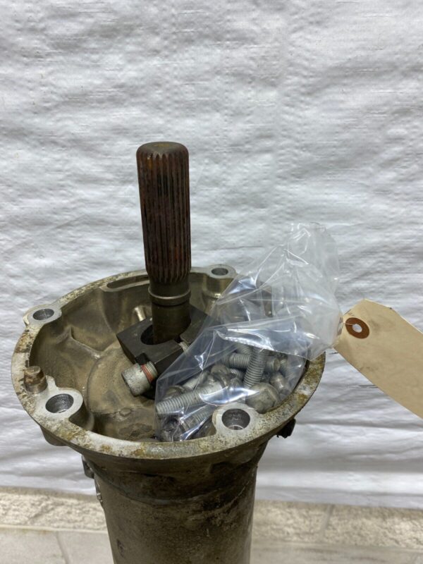 C6 OEM AUTOMATIC TORQUE TUBE ASSEMBLY  - Image 8